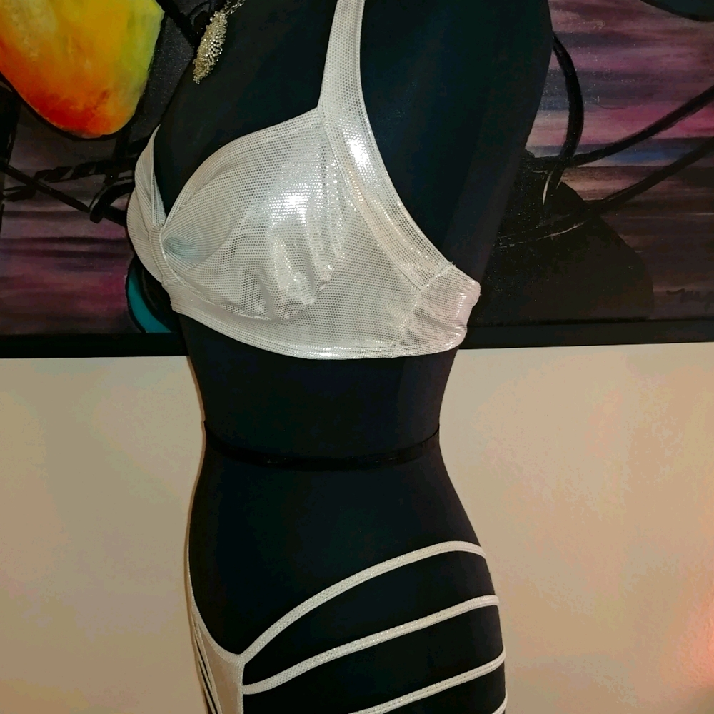 Costume